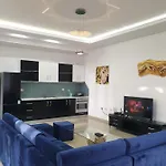 Aura * Tirana