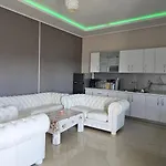 Apartment Aura