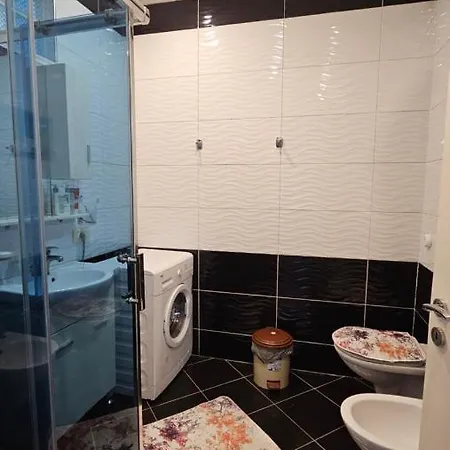 Aura Apartment *