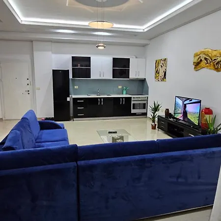 Apartment Aura