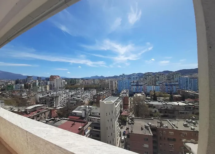Aura Lägenhet Tirana